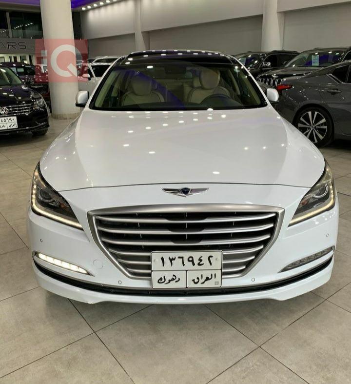 هیوندای جێنسس